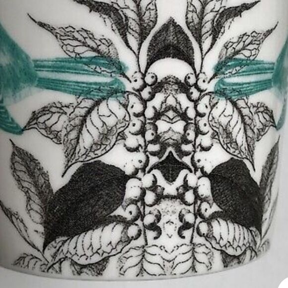 Paula Scaletta paperproduce design bone china mug with Bird with nest print - Picture 5 of 10
